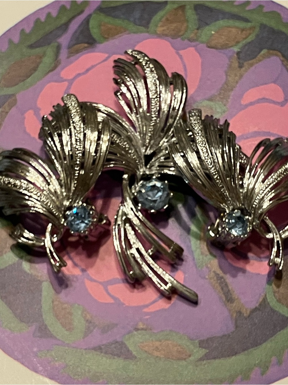 EMMONS ART DECO SILVER-TONE BROOCH AND EARRING SET - Picture 5 of 6